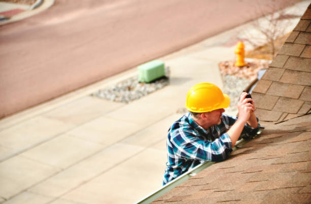 Roof Gutter Cleaning in Tichigan, WI